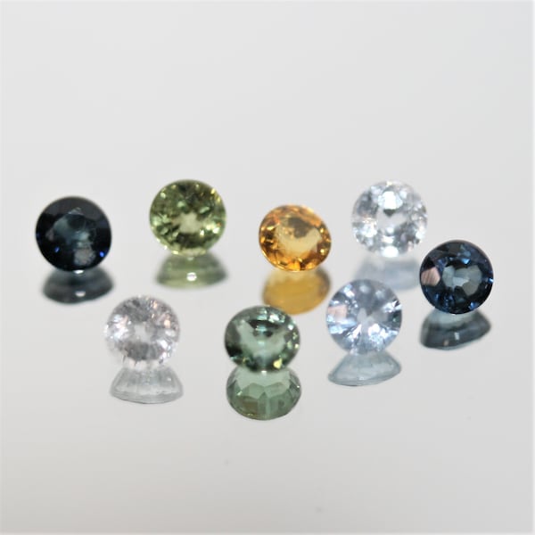 Multicolor Sapphire Lot Faceted Round 3.2-3.4mm. (8pcs)  -Gemstone Parcels-Loose Stones Wholesale Price-Natural Gems