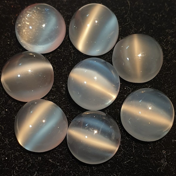 AAA 8 pcs lot chats oeil pierre de lune rond cabochon 9mm. (8pcs.)