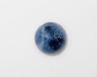 12-delige partij sodaliet ronde cabochon 6 mm. (12 stuks)