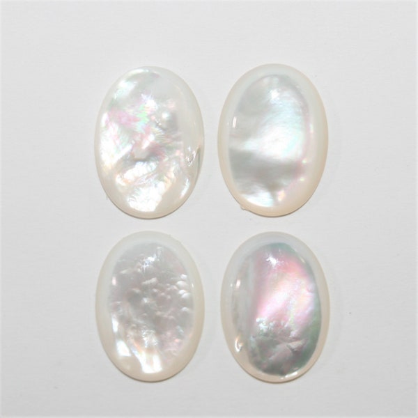 Cabochon Ovale Nacre 18x13mm (4 pièces).- Ref: 1176CB