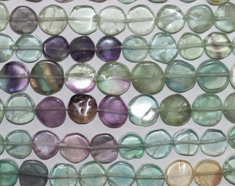 14 « St Fluorite Smooth Coin Beads 8-9mm. Env-brin 35cm.