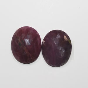 2 st. rubinfasetterade ovala cabochons med rosa slipning 17 x 14 mm. (2 st.) - Ref: 1823CB