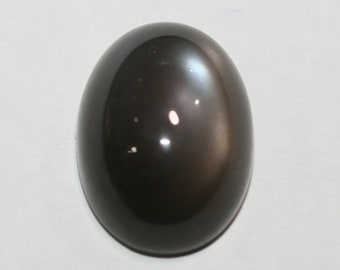1Pcs Gray Moonstone Oval Cabochon 18x13mm.