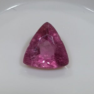 Pink Tourmaline  Rubellite Faceted Trillion  7.6mm.-(1.07ct.) Natural Gemstone