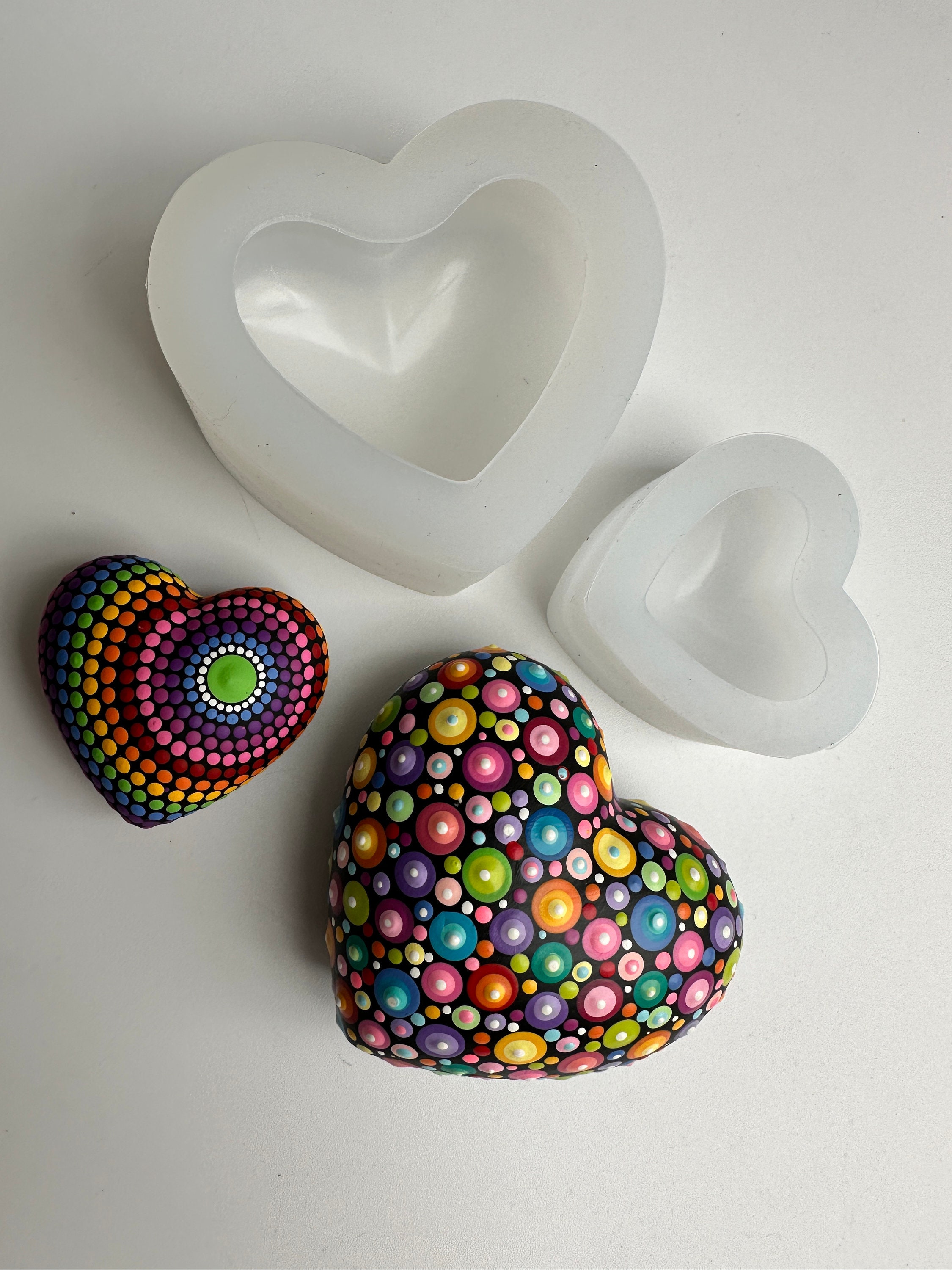 Heart Silicone Mold Paperweight Mold UV Resin Mold Epoxy Resin Mold Soap  Mold at Rs 55/piece, Cake Mould in Kolkata