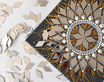 200 pieces mini diamond-shaped mirror mosaic tiles, flat craft mirrors, self-adhesive for mandala painting, dot art and DIY wall decoration