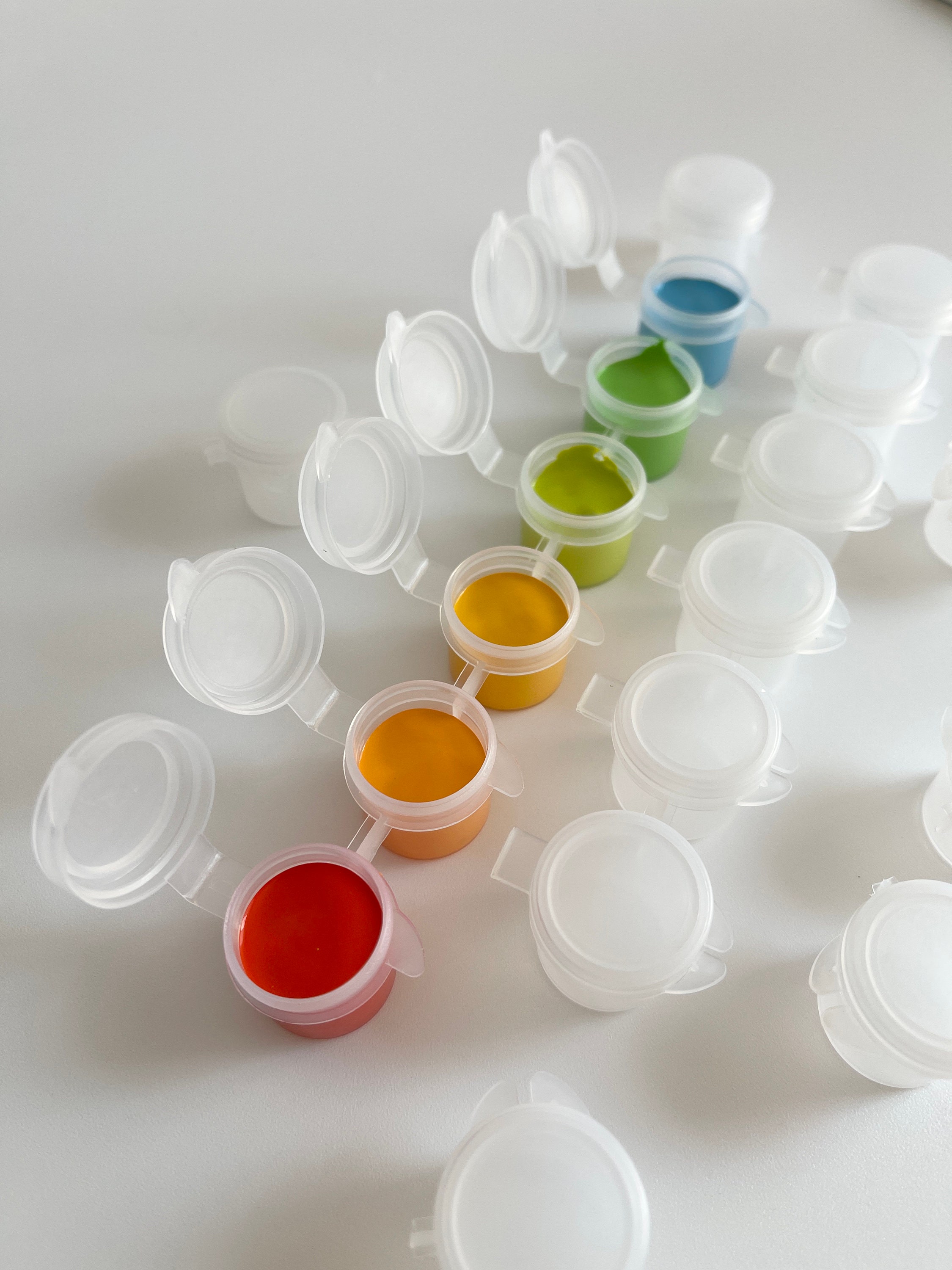 6 X 5 Ml Empty Mini Plastic Jars /pots /boxes Airtight Etsy UK