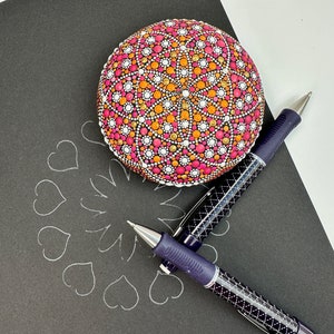 Cartridge automatic chalk pencil for drawing fine guide lines when dot painting, pre-painting mandala stone patterns
