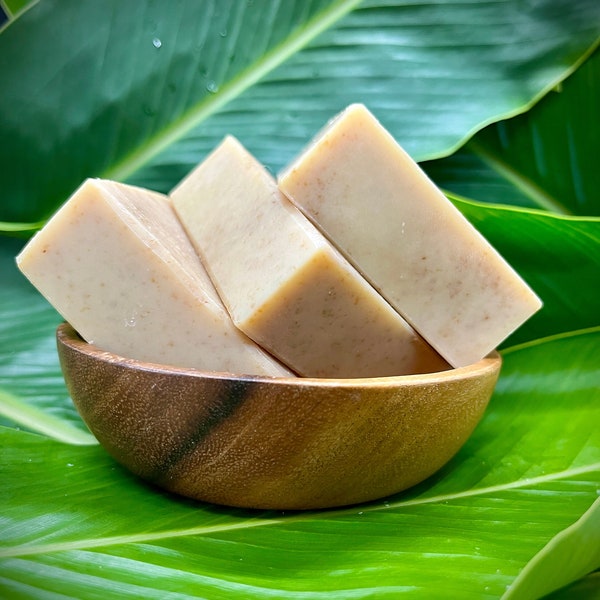NONI SOAP | Cold Processed Soap | Vegan | Fruit Soap |Tropical Soap| Essential Oils Soap | Scented Soap | Hawaiian Soap | Vitamins