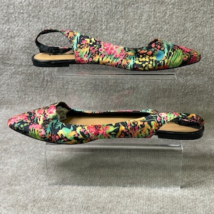 Fioni Black Floral Slip On Flat Flowers Spring Summer Shoes Size 13 US