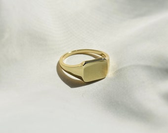 Engraved signet ring, Square Signet Ring, Gold Pinky Signet Ring, 18K Gold Vermeil, Handmade in USA