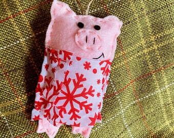 Pig in blanket decoration, Christmas decoration, felt decoration