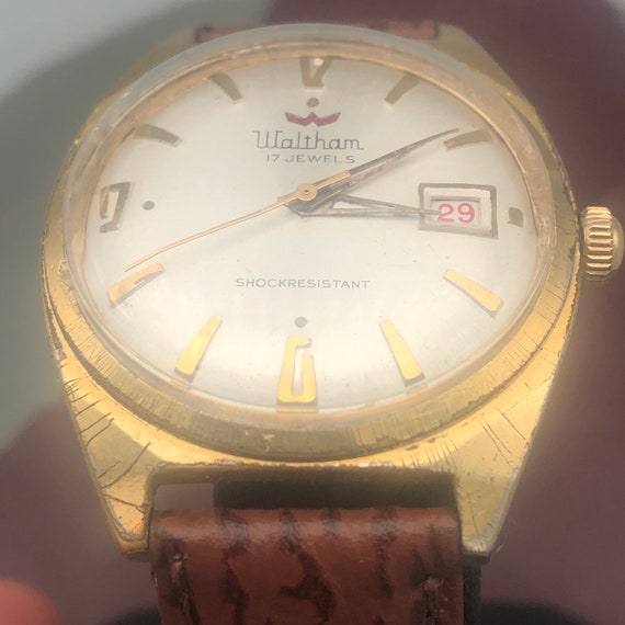 Nice 1960s Waltham 17j Gold Tone Watch with Date - image 5