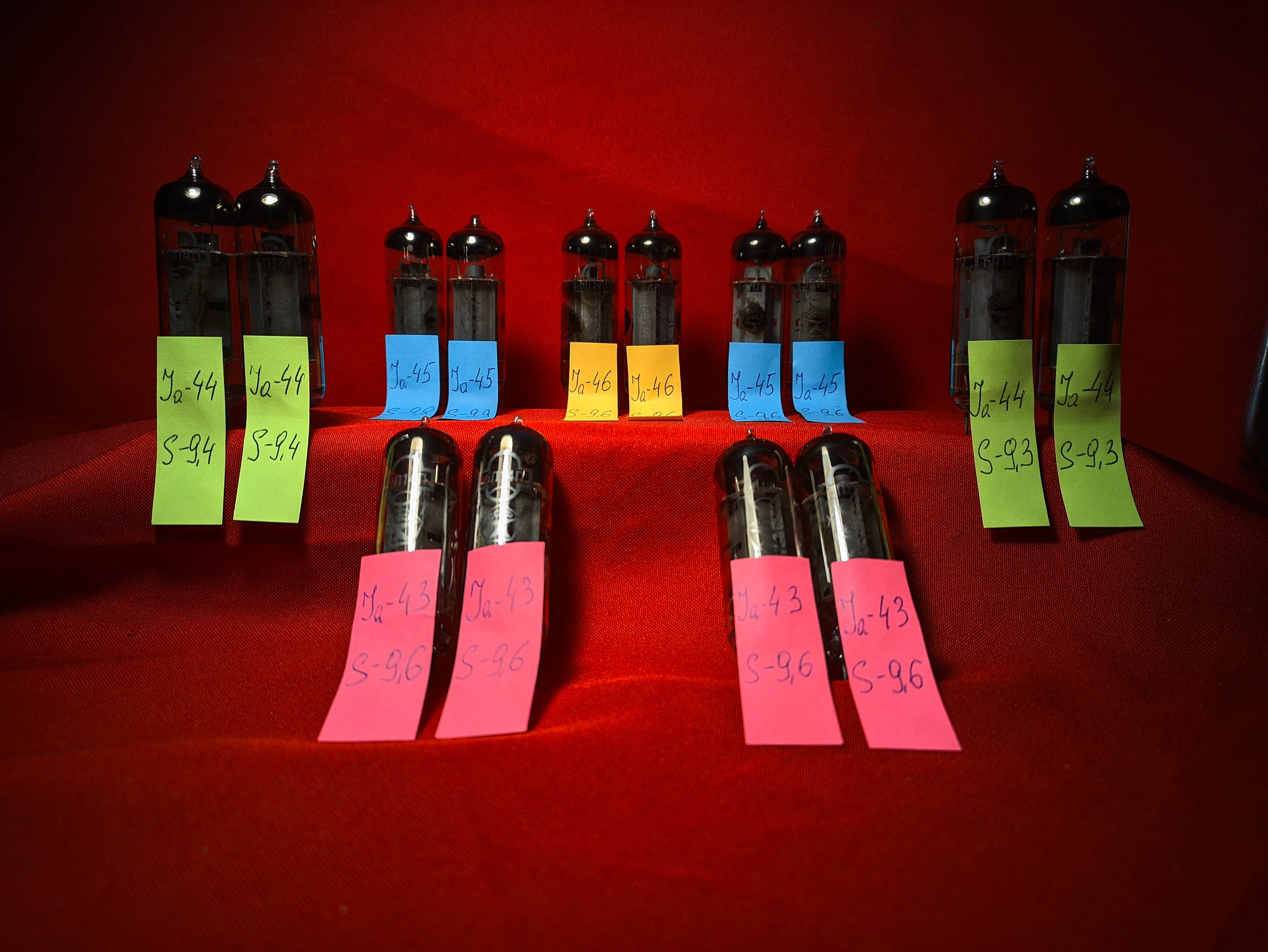 6P14P / EL84/ 6BQ5/ N709のマッチングペア。真空五極管。アンプ。1977