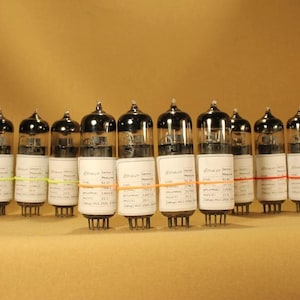 Tubos de pentodo de vacío 4x 6P14P-K/EL84/6BQ5 de cuatro vías combinados, resistentes, probados con Etracer, reflectores, década de 1970, tubos de válvulas AMP Hi-Fi, OTK.