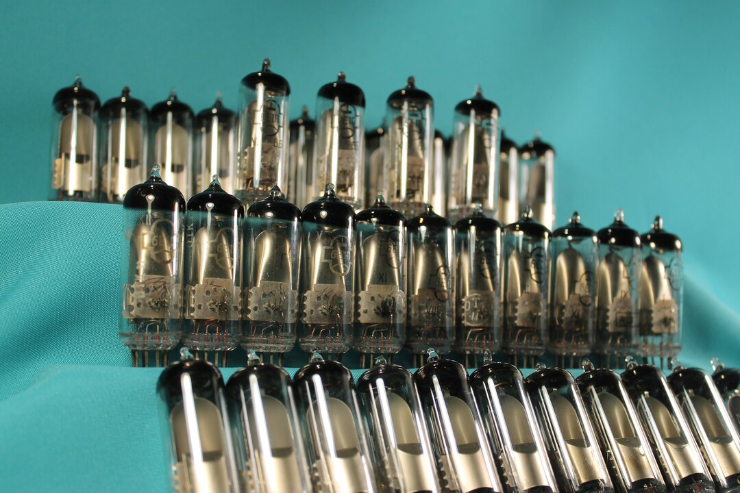 1x EM80 6E1P Röhre NEU Magisches Auge Tube NEW Valve 6BR5 Magic Eye Anzeige Test