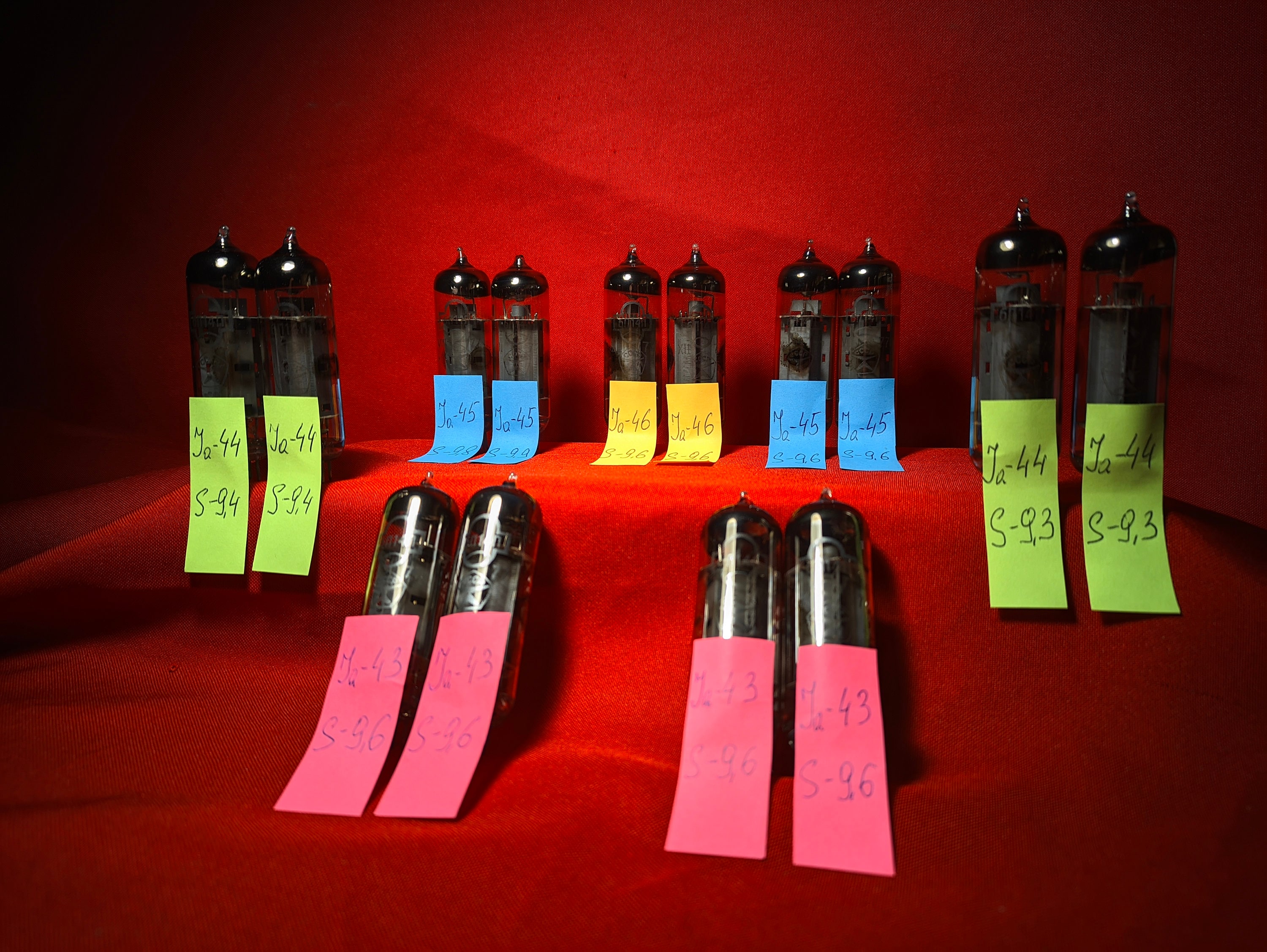 6P14P / EL84/ 6BQ5/ N709のマッチングペア。真空五極管。アンプ。1977