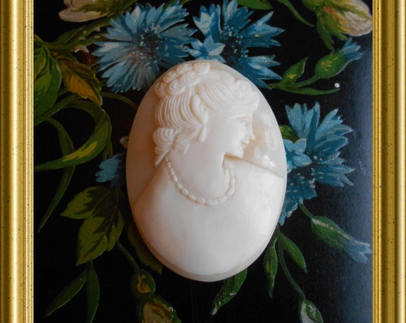 Beautiful vintage loose shell cameo, unmounted
