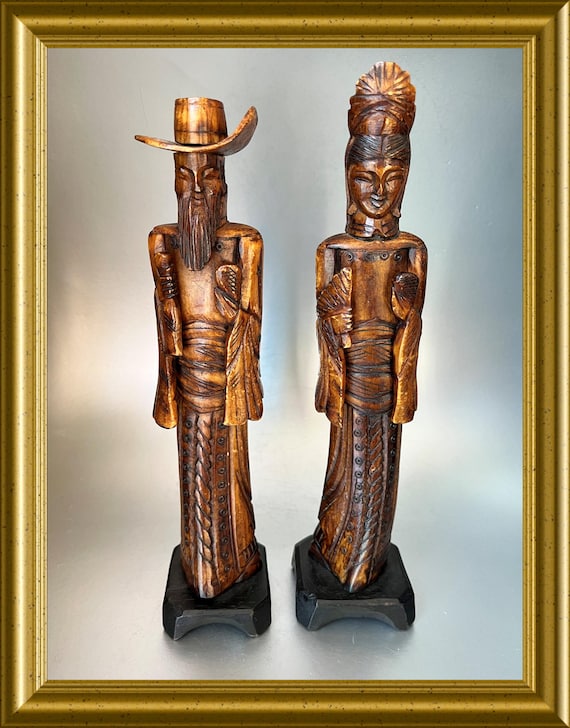 Two vintage Chinese carved bone figurines