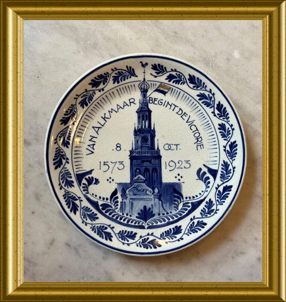 Antique handpainted Porceleyne Fles Delft blue plate