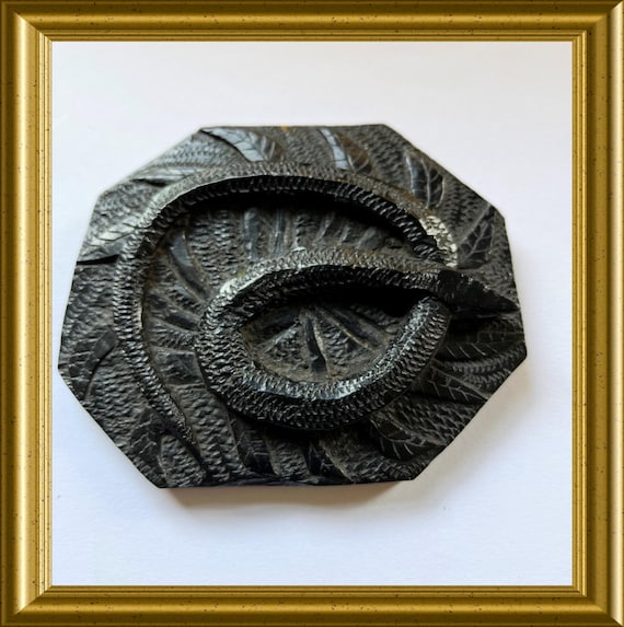 Vintage wooden object, paperweight : snake, woodcarving