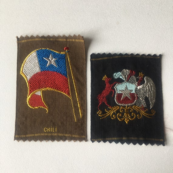 Vintage Dutch woven silk tobacco patch: flag and arms Chili