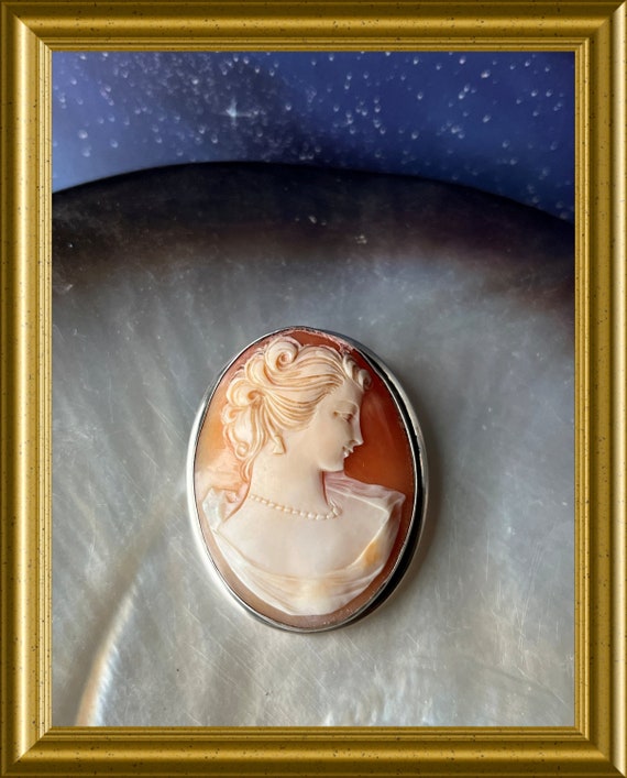 Antique silver shell cameo brooch/ pendant: portrait