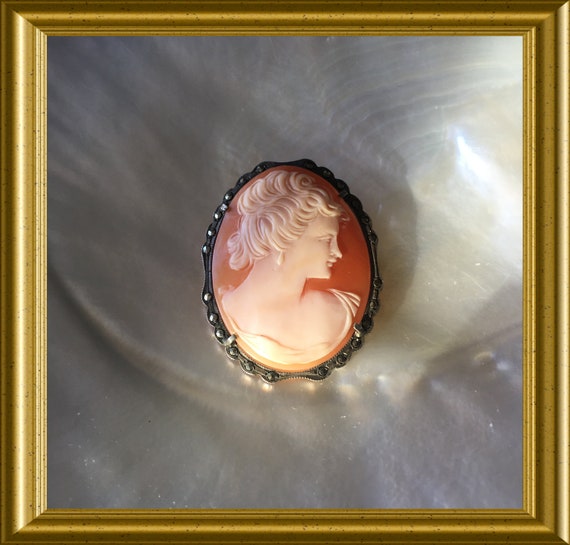 Antique silver shell cameo brooch/ pendant: portrait