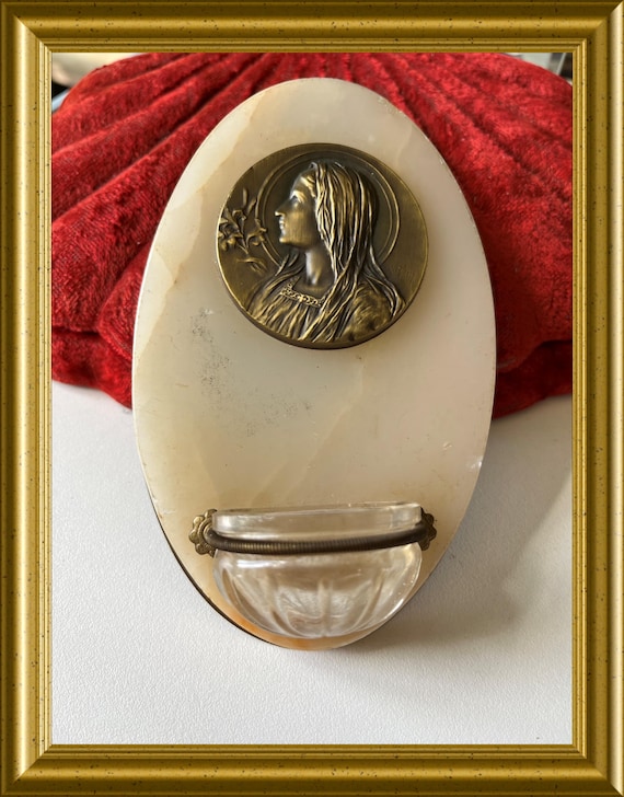 Antique holy water font: onyx, Mary