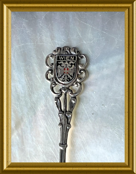 Small vintage silver spoon : Wien, Vienna