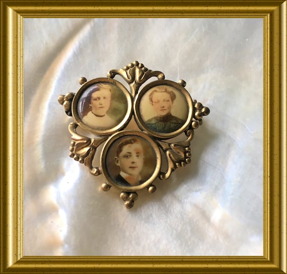 Antique brooch pin with 3 pictures, mourning jewelry, remembrance