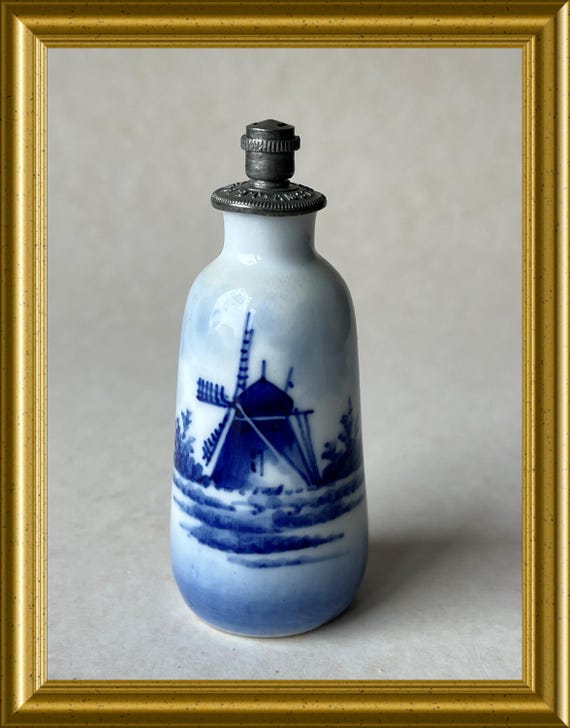 Antique Dutch ceramic perfume bottle: Boldoot, windmill