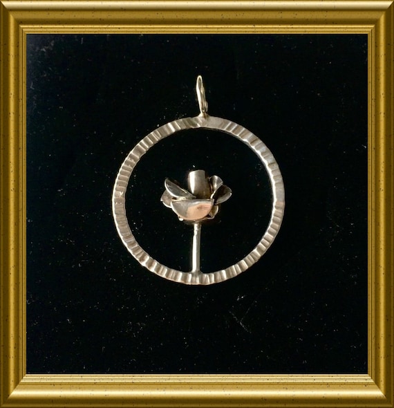 Vintage silver pendant : rose