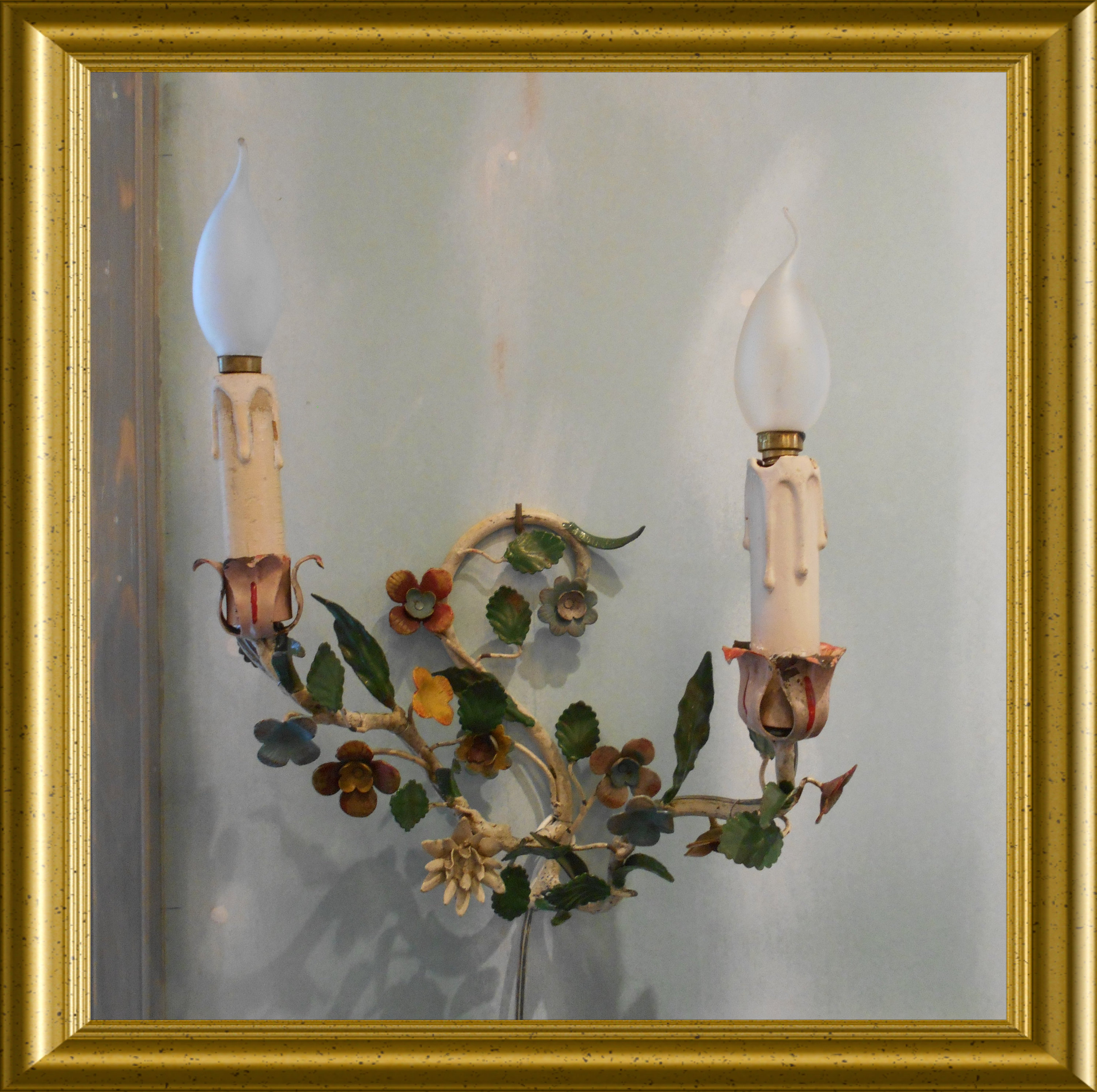 Antique flower lamp, wall light, wall lamp