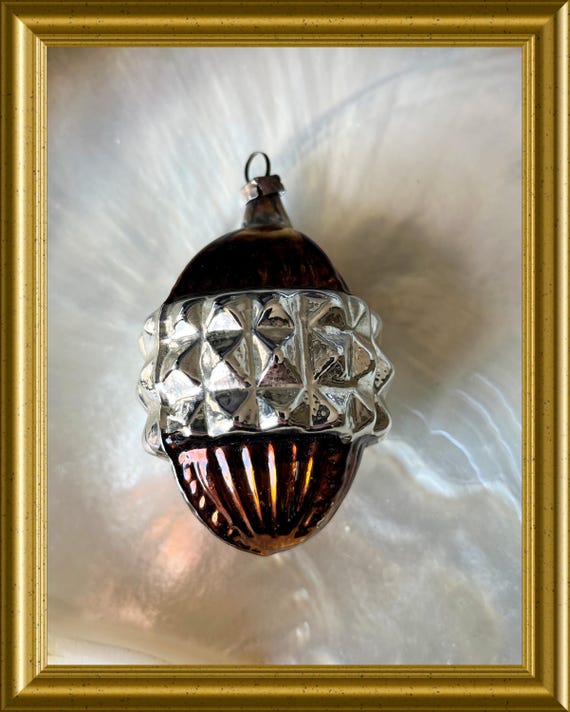 Vintage glass christmas ornament (nr 28)