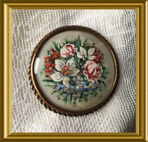 Antique large round brooch: hand painted flowers