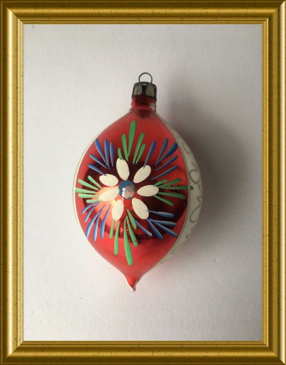 Vintage glass christmas ornament: red/ silver