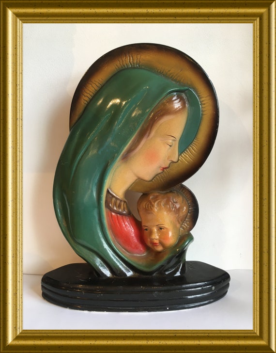 Pickup only in Gouda!!! Art deco plaster figurine: madonna with child