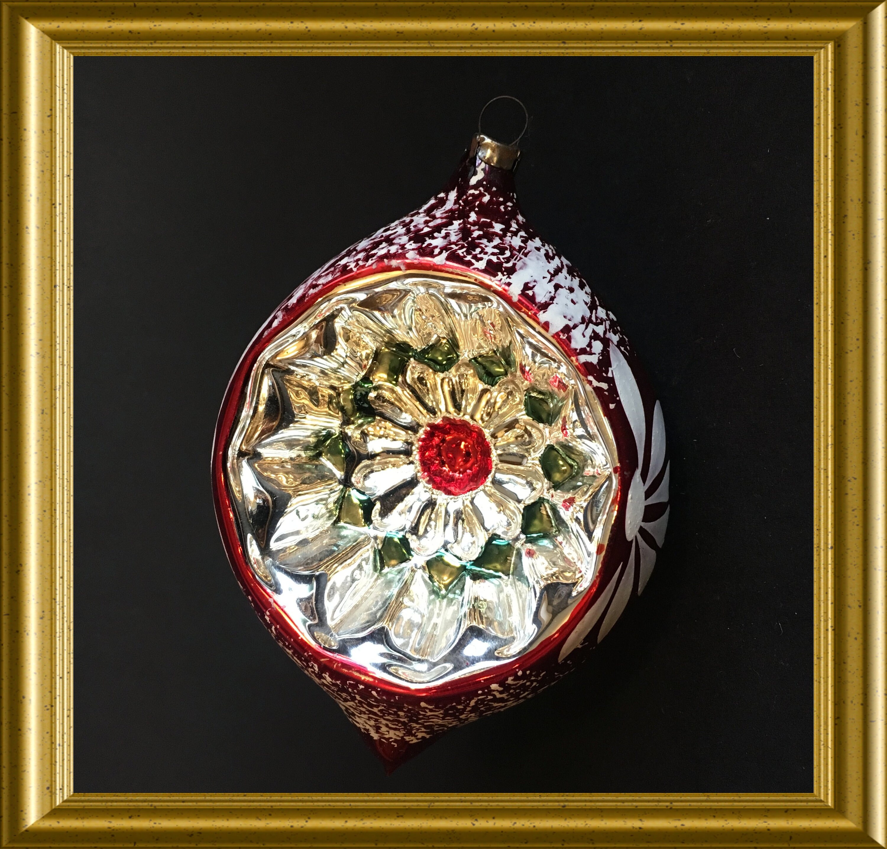 Vintage glass christmas ornament / christmas ball