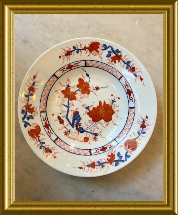 Vintage porcelain plate with Imari colours