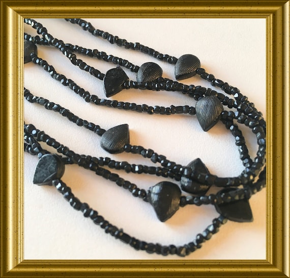 Vintage long jet necklace: black glass