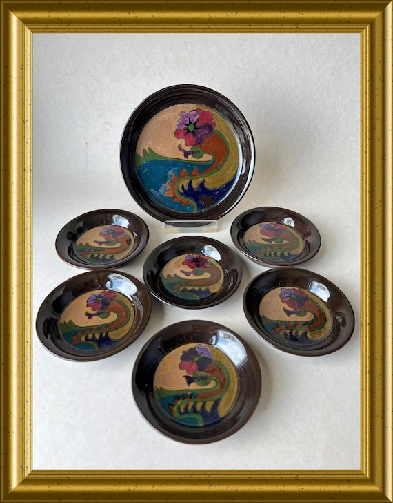 Beautiful hand painted glossy art pottery set, PZH Gouda