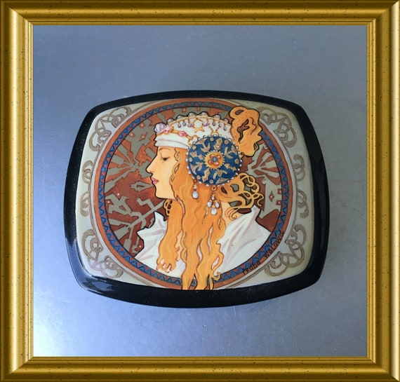 Vintage hand painted lacquer box: Mucha