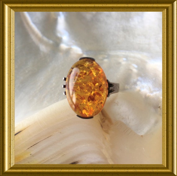 Vintage silver ring with amber cabochon