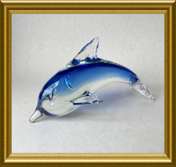Blue glass fish figurine : dolphin
