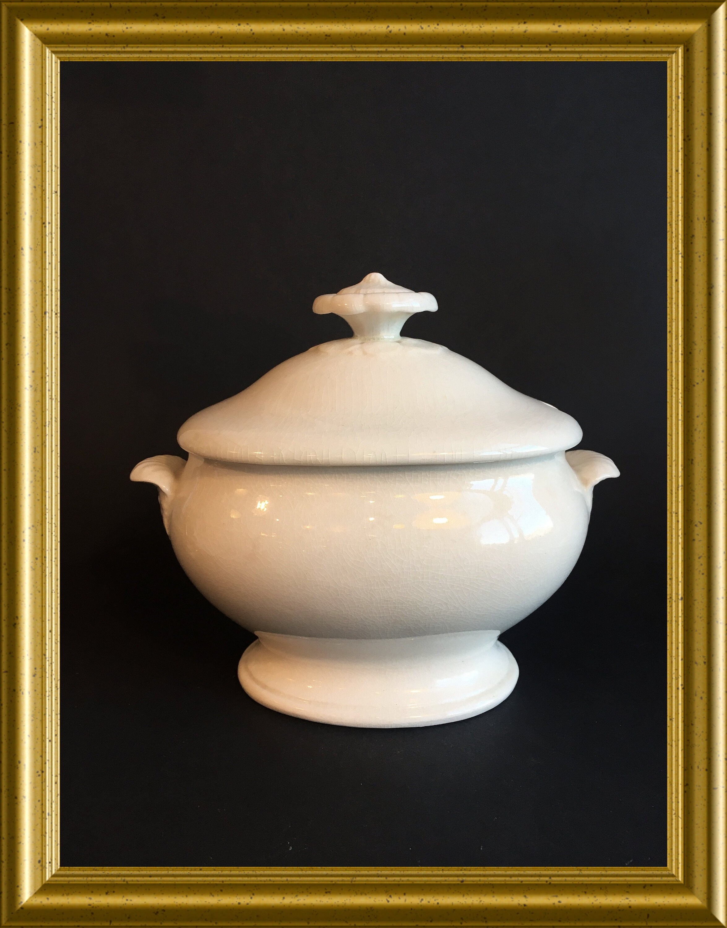 Antique small Wedgwood sauce tureen