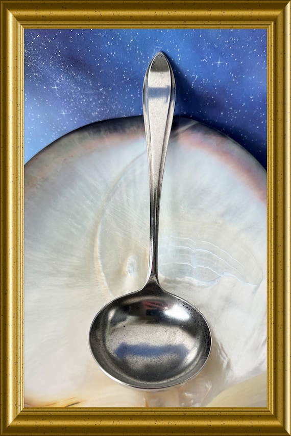 Vintage Dutch silver sauce spoon: van Kempen, 1915