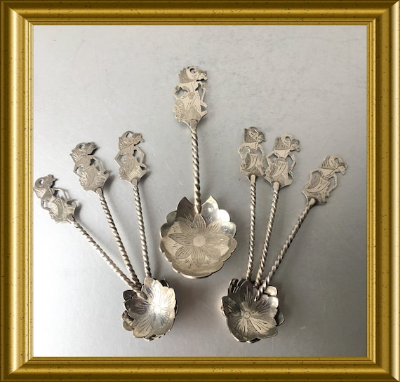 Yogya / djokja antique silver spoons with sugar spoon