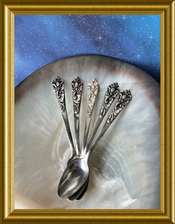 Vintage yogya silver tea spoons, indonesian silver, 5 pieces