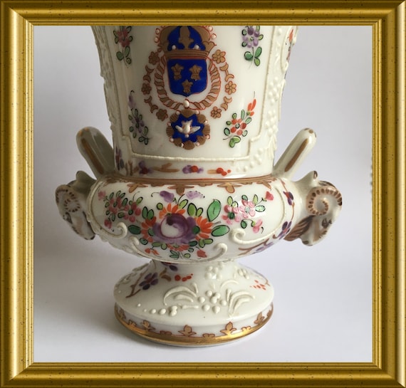 Antique small porcelain vase/ urn: Edme Samson Paris, armorial, heraldic